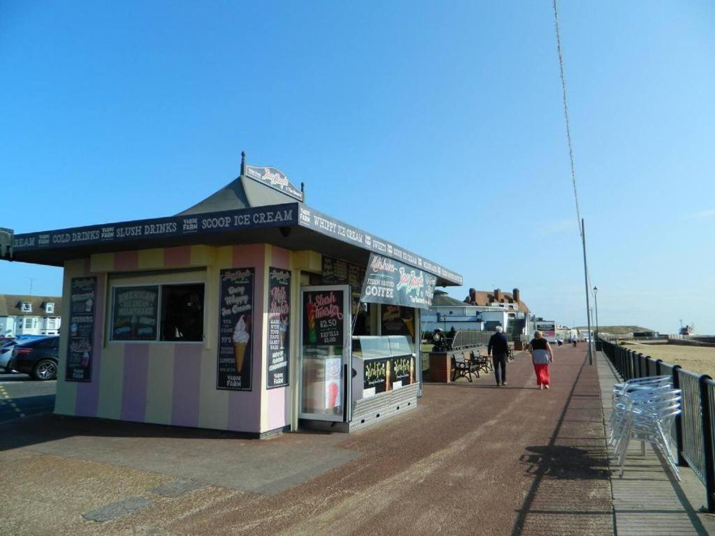 'Harbour View' On The River By Gorleston'S Award Winning Beach - Pet Free! Εξωτερικό φωτογραφία